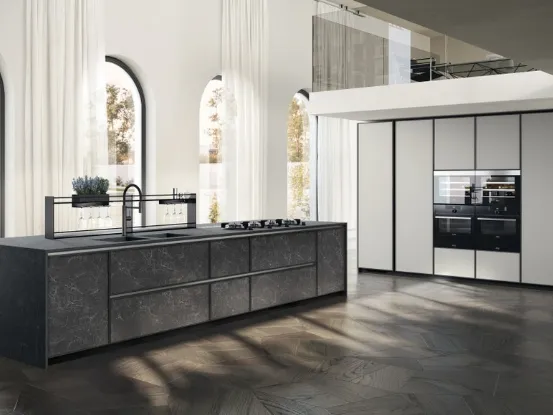 Cucina Moderna Jeometrica in gres Nero Greco e Fenix Grigio Efeso di Scavolini